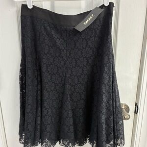NWT DKNY Black Floral Lace Skirt Sz 2